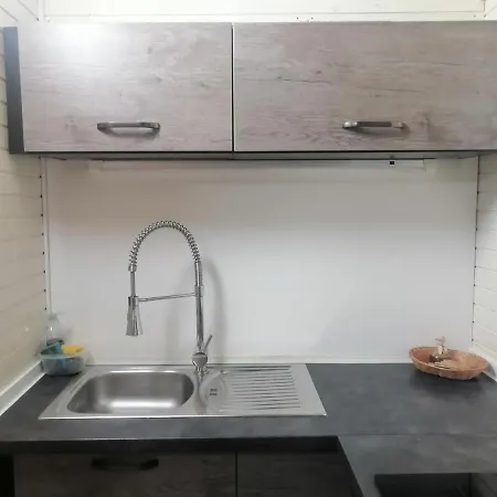 Pocitniska Hisica Patrik Terme Catez בית נופש *