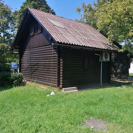 Pocitniska Hisica Patrik Terme Catez Tatil Evi *